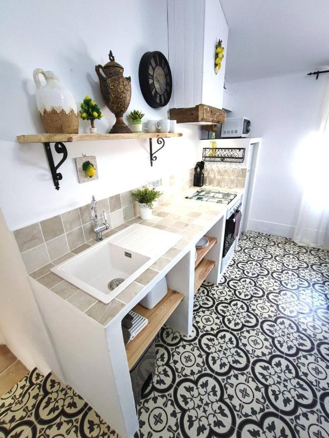 Cortijo Pennymaria Poolside Apartment Near Montefrio With Stunning Views エクステリア 写真