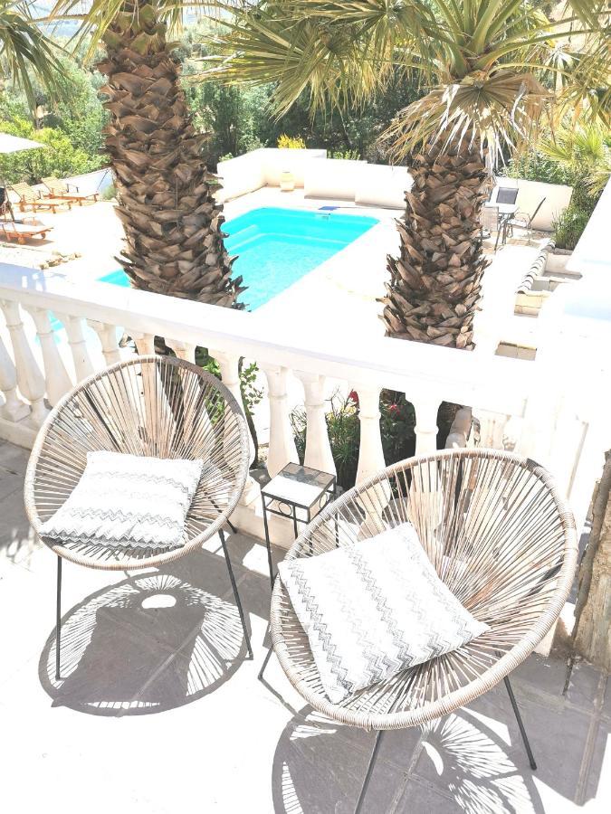 Cortijo Pennymaria Poolside Apartment Near Montefrio With Stunning Views エクステリア 写真